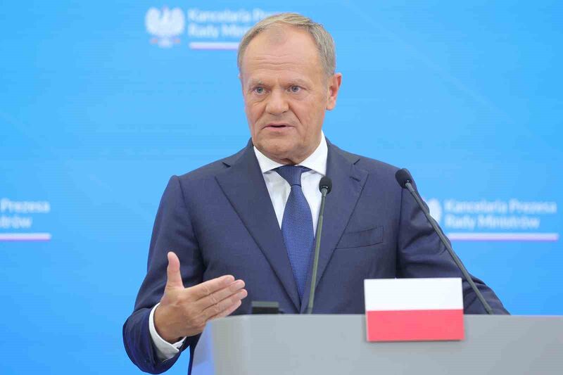 Polonya Başbakanı Tusk: “NATO bize savaş uçakları verirse MİG-29’ları Ukrayna’ya verebiliriz”