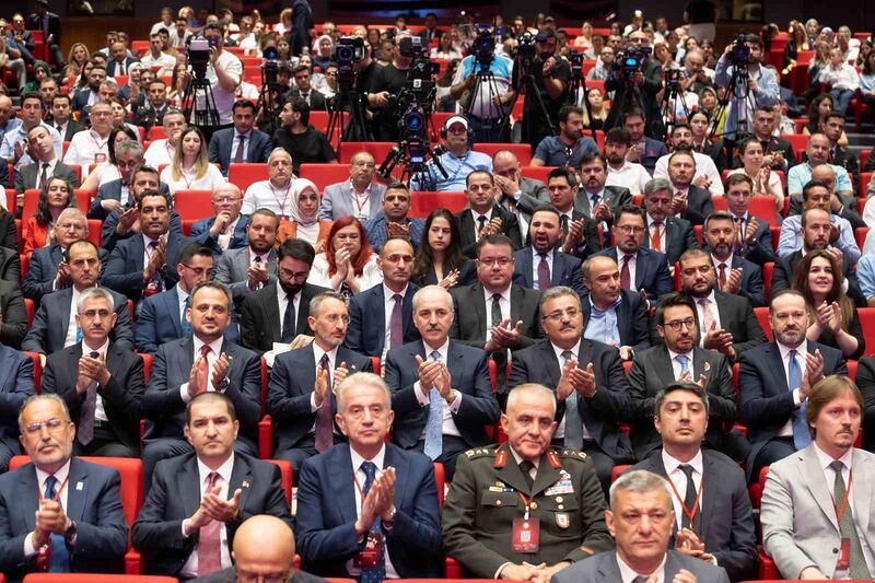 TBMM Başkanı Kurtulmuş: “Demokrasi olmazsa siyasi iradenin gerçekleşmesi mümkün olmaz”