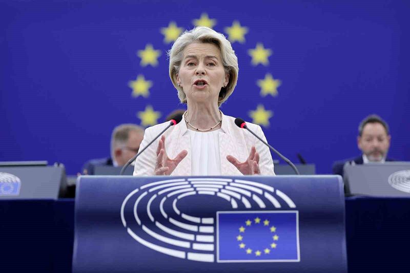 AVRUPA PARLAMENTOSU’NDA GERÇEKLEŞTİRİLEN OYLAMADA URSULA VON DER LEYEN İKİNCİ KEZ