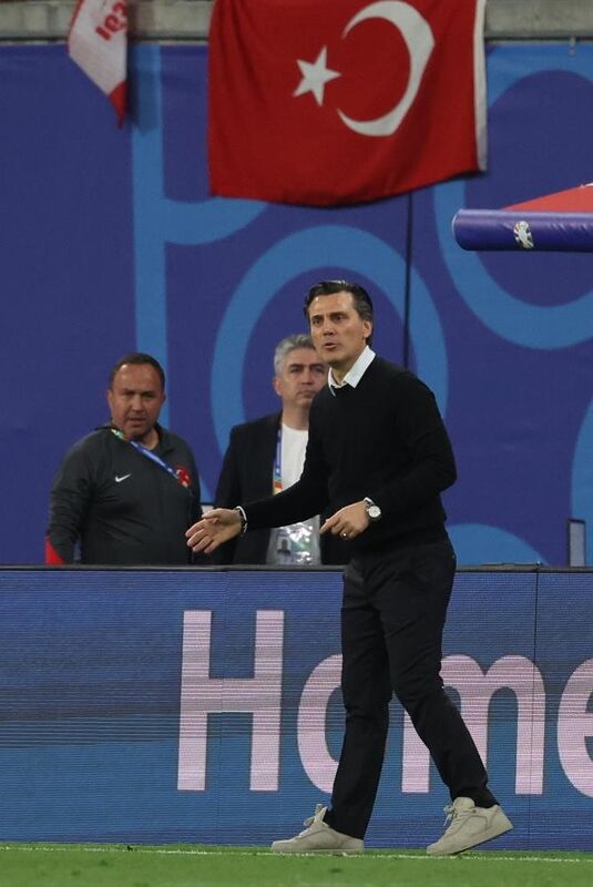 Vincenzo Montella: “Türk halkını mutlu etmek benim için gurur verici”