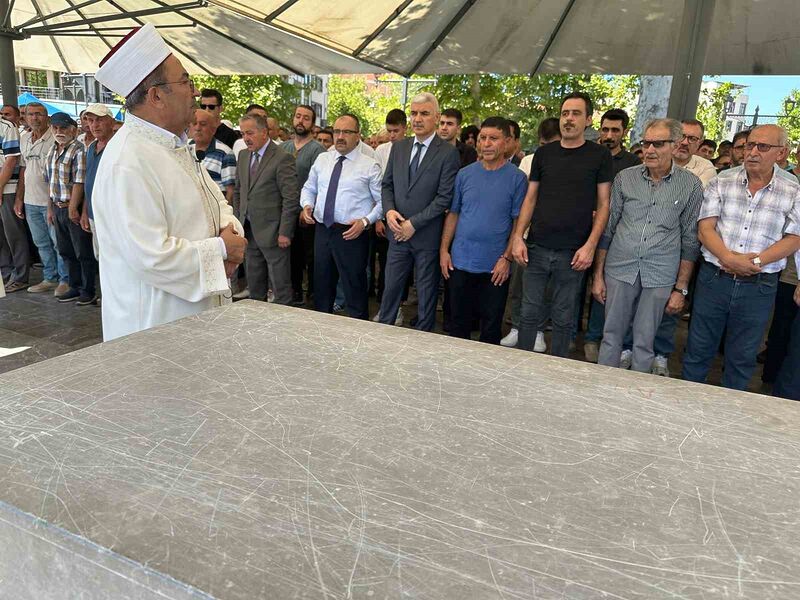 Balıkesir’de İsmail Haniye için gıyabi cenaze namazı kılındı