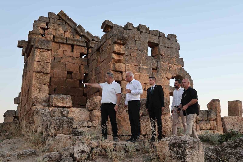 VALİ ZORLUOĞLU, DİYARBAKIR BÜYÜKŞEHİR