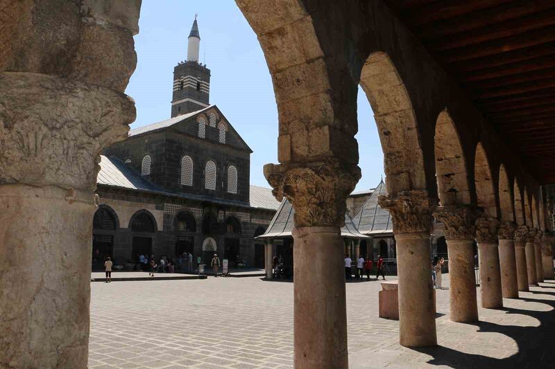 Diyarbakır’da tarihi mekanlarda “Eyyam-ı Bahur” sakinliği