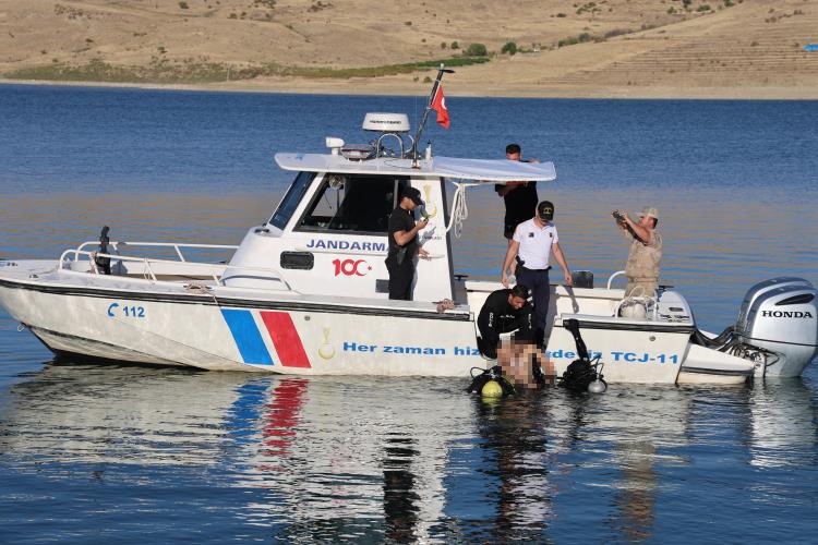 Elazığ’da baraj gölünde kaybolan genç bulundu