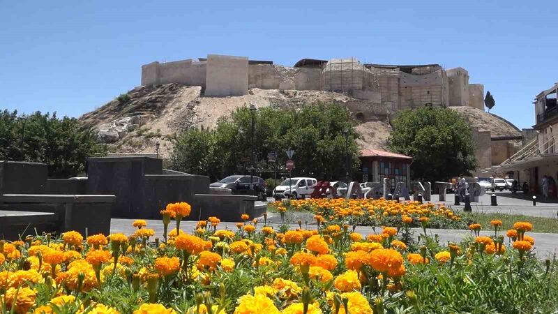 DEPREMDE HASAR GÖREN GAZİANTEP