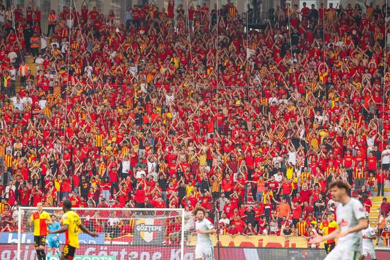 GÖZTEPE İLE FENERBAHÇE ARASINDA