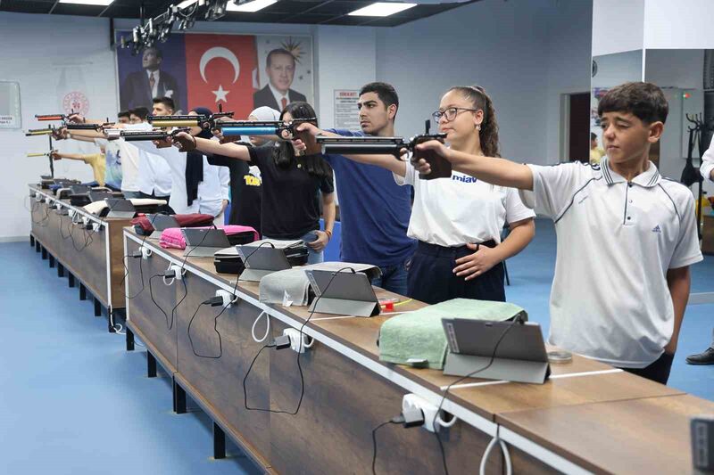 İkonik atışıyla dünya gündemine oturmuştu, çocuklara da ilham oldu