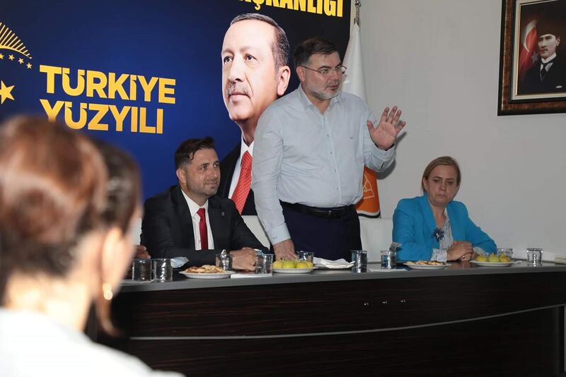 AK PARTİ İZMİR İL