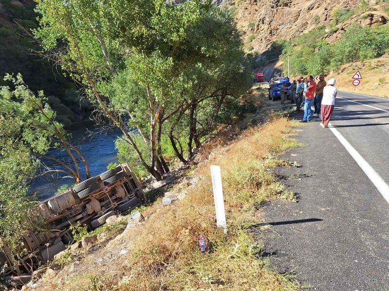 TUNCELİ’DE DEVRİLEN ARACIN SÜRÜCÜSÜ