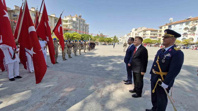 Karaman’da 30 Ağustos Zafer Bayramı kutlandı