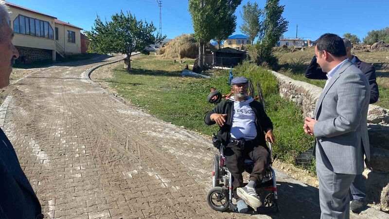 KAYMAKAM AKKÖZ, KÖY ZİYARETLERİNİ