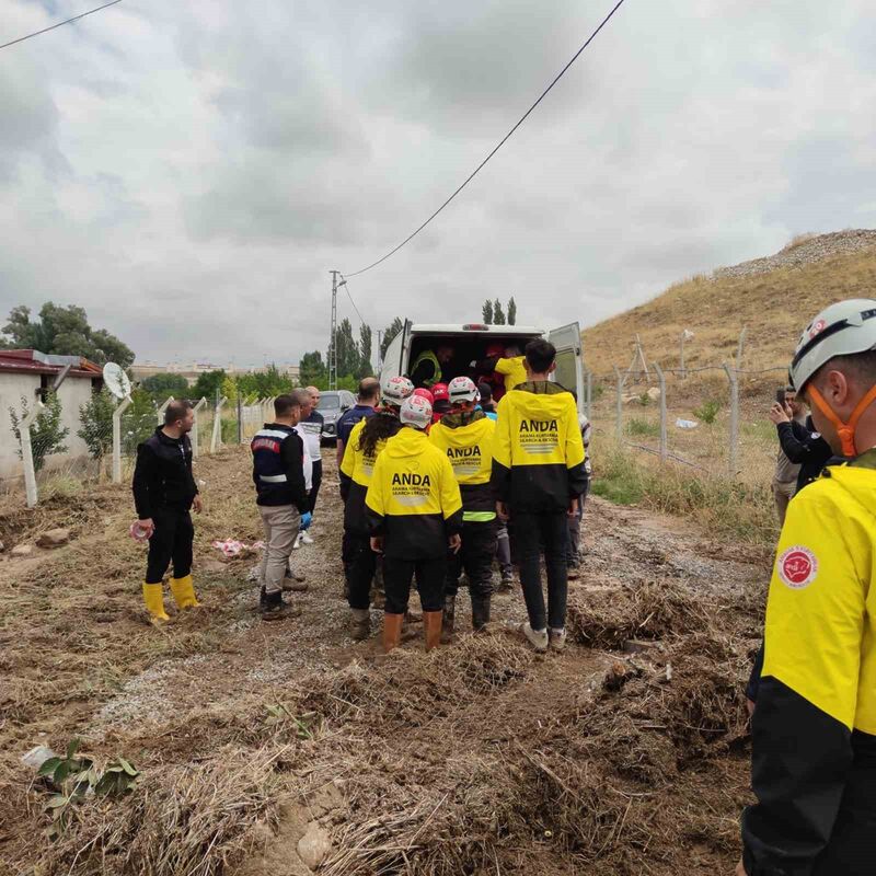 KAYSERİ'NİN BÜNYAN İLÇESİNDE ARACI