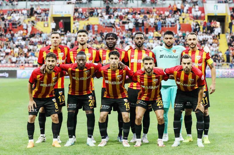 Kayserispor lige mağlubiyetle başladı