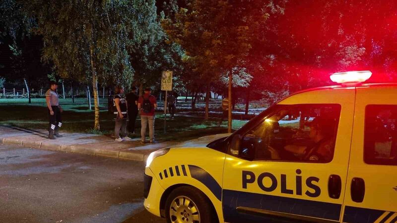 Kırşehir polisi parklarda denetim yaptı