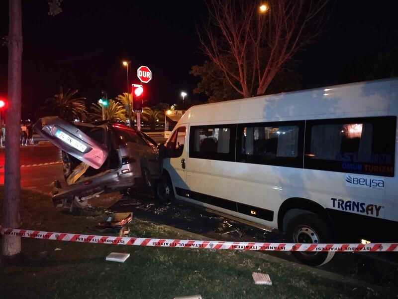 KARTAL'DA KONTROLDEN ÇIKAN OTOMOBİL