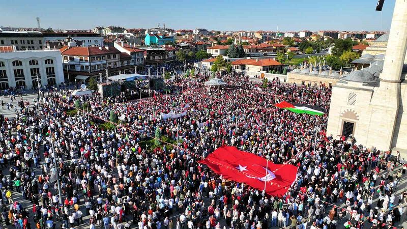 KONYA'DA YOĞUN KATILIMLA GAZZE