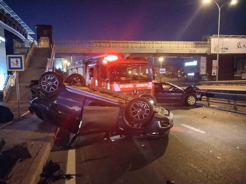 MALTEPE'DE KAZA YAPAN ARAÇLARDAN