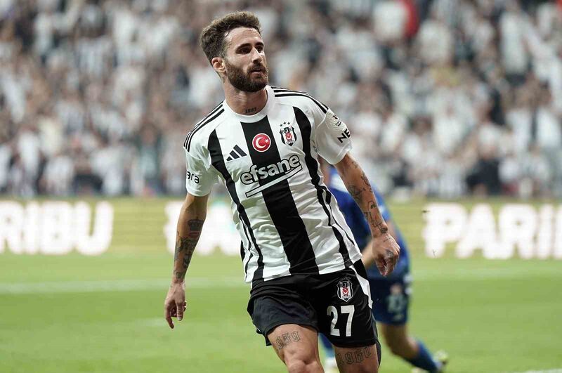 BEŞİKTAŞ'IN 31 YAŞINDAKİ FUTBOLCUSU