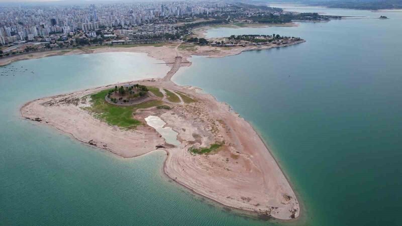 ADANA’DA KURAKLIK NEDENİYLE SEYHAN