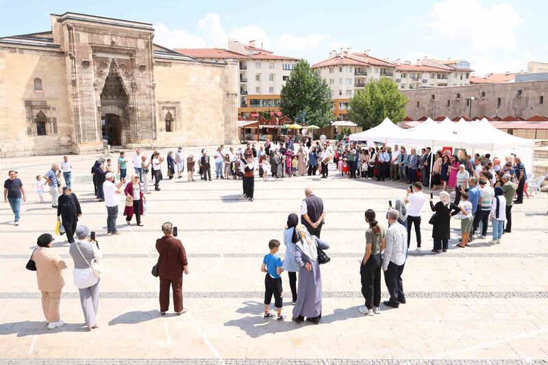 MİLLÎ EĞİTİM BAKANLIĞI'NIN TÜRKİYE