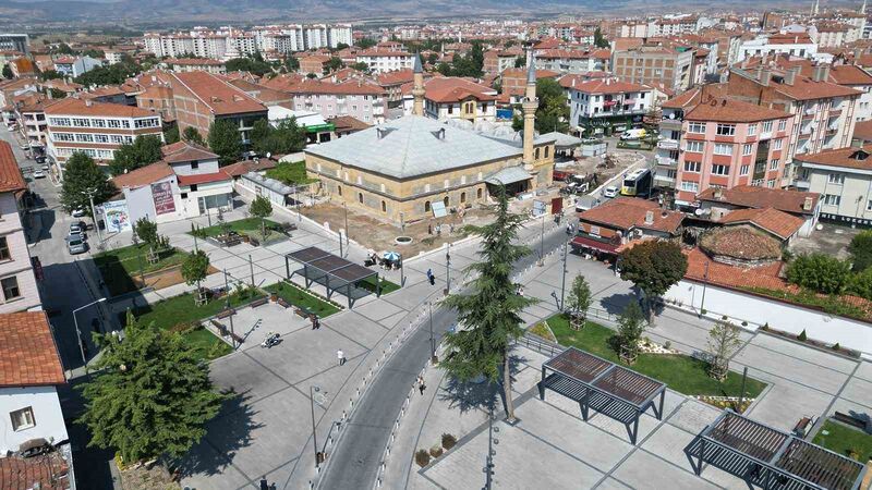 ÇORUM'DA TARİHİ ULU CAMİİ'NDE