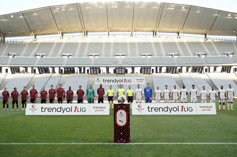 Trendyol 1. Lig: Fatih Karagümrük: 0 – Amed Sportif Faaliyetler: 0 (Maç devam ediyor)