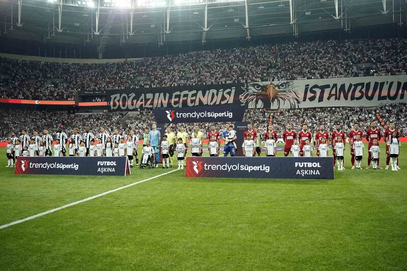 Trendyol Süper Lig: Beşiktaş: 1 – Antalyaspor: 1 (Maç devam ediyor)