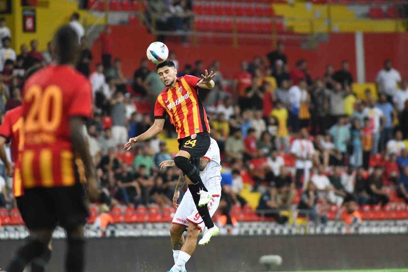 Trendyol Süper Lig: Kayserispor : 1 – Sivasspor: 1 (İlk Yarı)