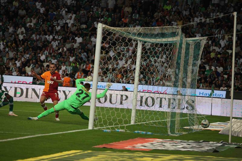 Trendyol Süper Lig: Konyaspor: 1 – Galatasaray: 1 (İlk yarı)