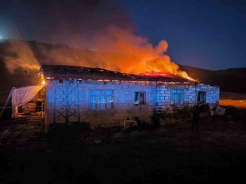 VAN’IN TUŞBA İLÇESİNDE ÇIKAN