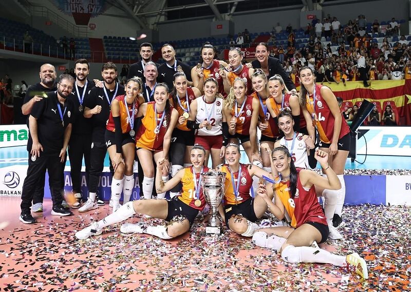 GALATASARAY KADIN VOLEYBOL TAKIMI, BALKAN KUPASI'NIN SON MÜCADELESİNDE YUNANİSTAN TEMSİLCİSİ