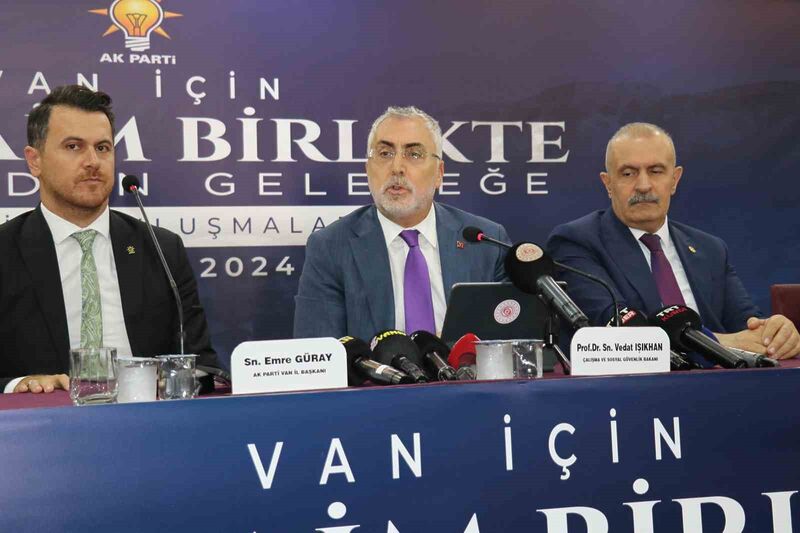 Bakan Işıkhan: “(İşçi çıkaran) Belediyelere ciddi para cezaları kestik”