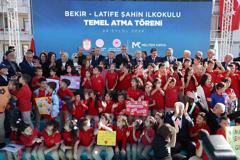 Bakan Memişoğlu: “Ülke olarak daha çok çalışıp daha çok üreteceğiz”