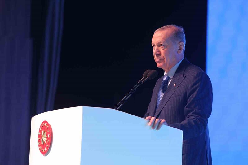 Cumhurbaşkanı Erdoğan: “Bu kılıçları kime çekiyorsunuz, şimdi bunlarla ilgili araştırmalar yapılıyor”