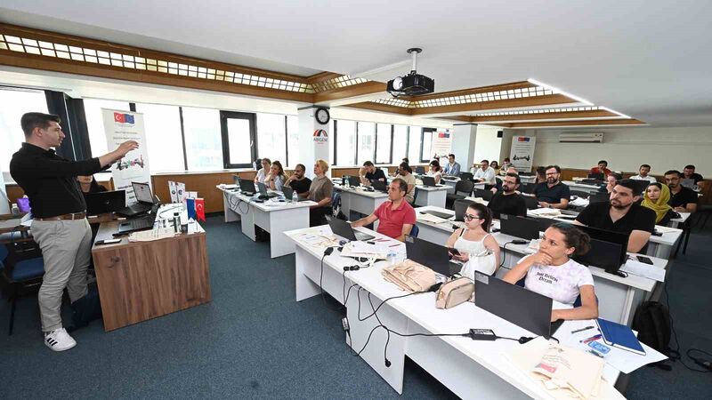 DTO’dan geleceğin mesleklerine yönelik eğitim seminerleri