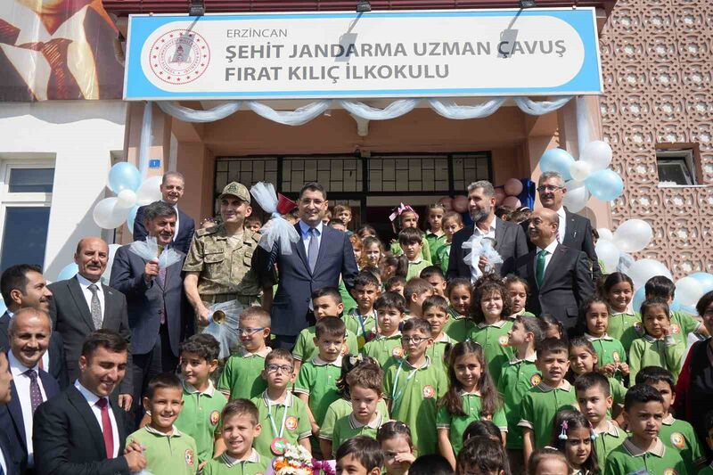 Erzincan’da  ilk ders zili çaldı