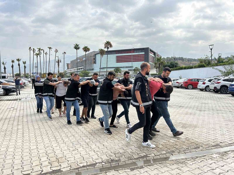 HATAY’DA ESKİ KIZ ARKADAŞININ