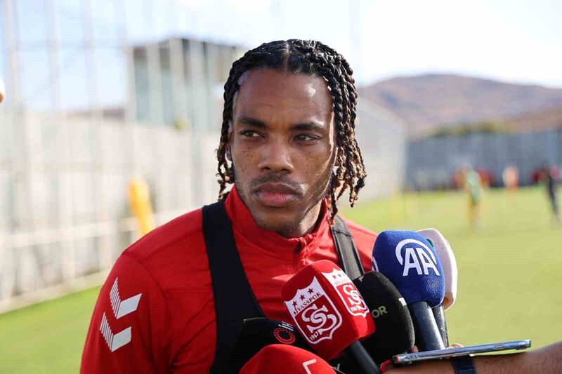 SİVASSPOR’UN YENİ TRANSFERİ GARRY