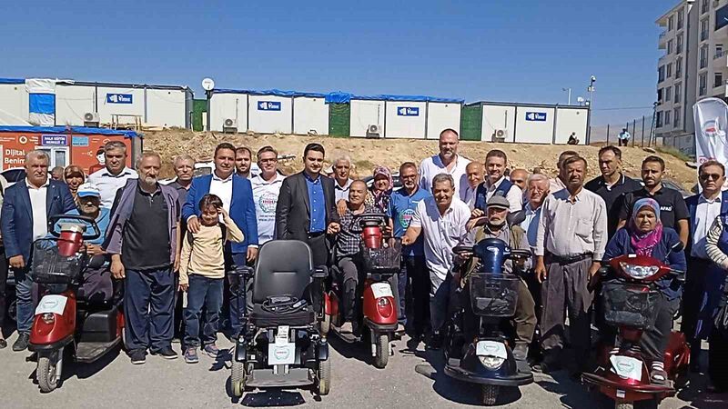 ADIYAMAN'IN GÖLBAŞI İLÇESİNDE GURBETÇİLER