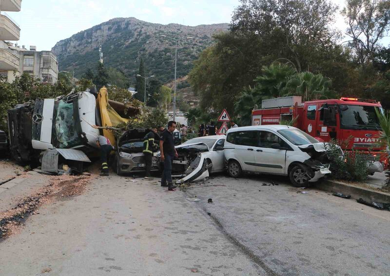 HATAY'DA KUM YÜKLÜ HAFRİYAT