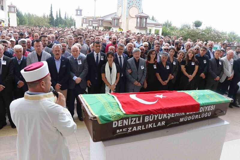 İSTANBUL’DA TEDAVİ GÖRDÜĞÜ HASTANEDE