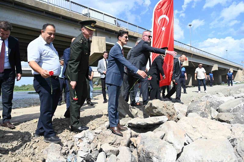 KARACABEY’İN DÜŞMAN İŞGALİNDEN KURTULUŞUNUN