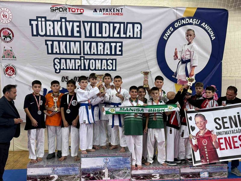 MANİSA BBSK KARATE TAKIMI