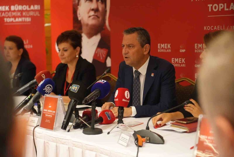 Özgür Özel: “2025 yılının Kasım ayı sayın Erdoğan’a bir çağrı yaptığımız tarihtir”