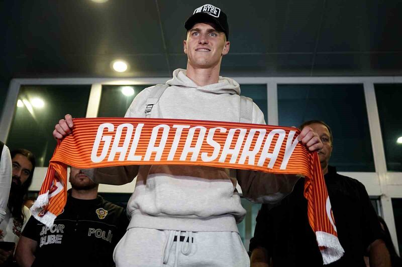 Roland Sallai, Galatasaray’ın ilk Macar futbolcusu oldu