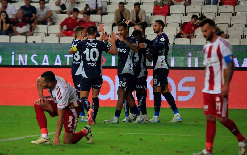 ANTALYASPOR İLE DEPLASMANDA KARŞILAŞAN