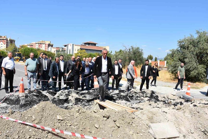 TFF Başkanı Hacıosmanoğlu’nu, Manisa’da şaşırtan manzara