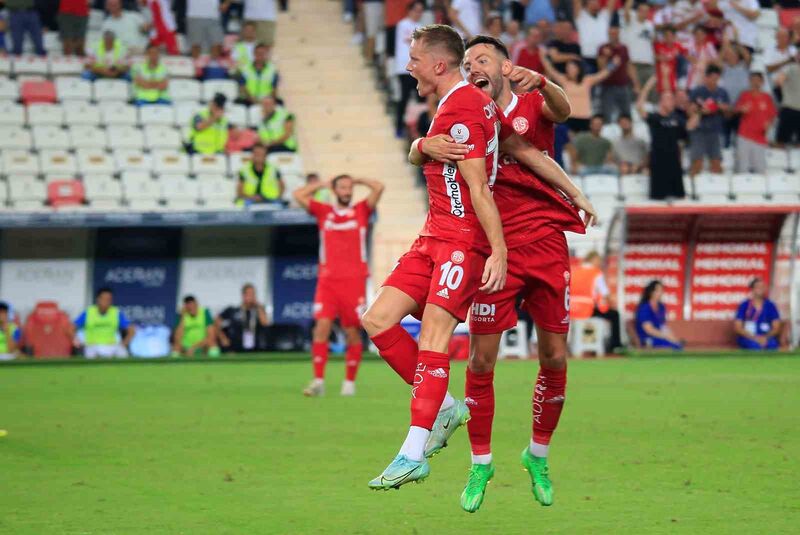 Trendyol Süper Lig: Antalyaspor: 2 – Adana Demirspor: 1 (Maç sonucu)