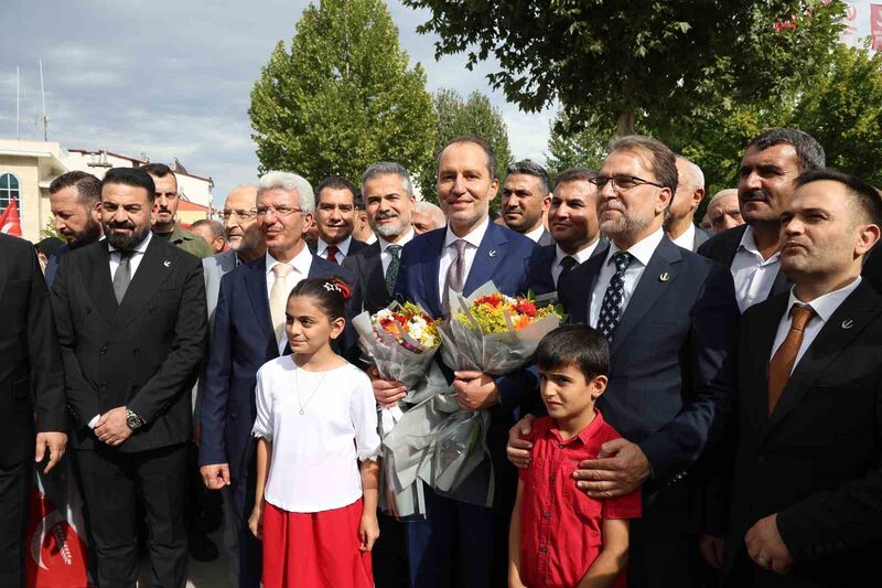 Yeniden Refah Partisi Genel Başkanı Erbakan: “Milli Görüş belediyeciliği demek önce ahlak ve maneviyat demektir”