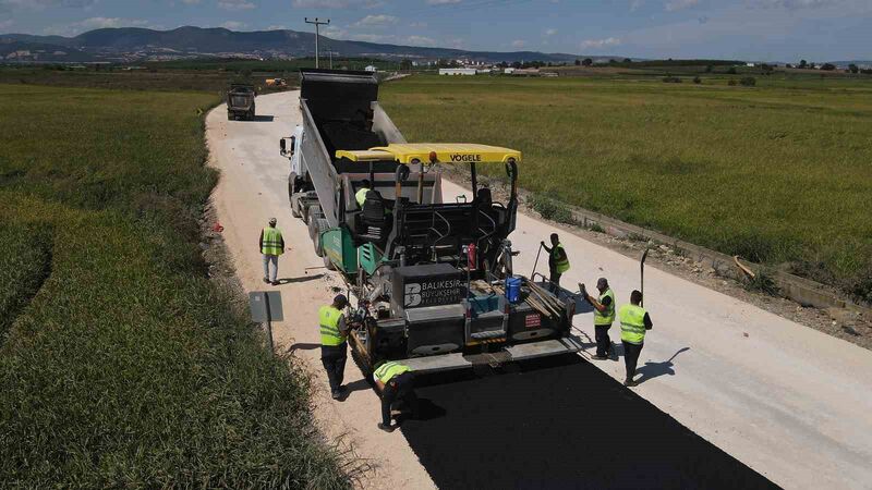 BALIKESİR’DE YOLU OLMAYAN YER